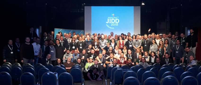 Gruppenfoto aller Teilnehmer beim Jd18de